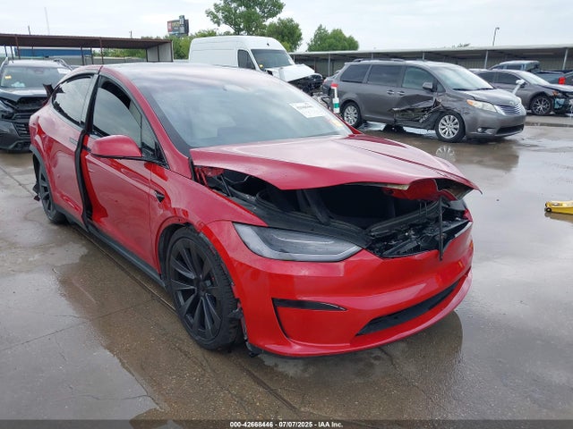 2022 TESLA MODEL X 7SAXCBE59NF336375 Photo 0