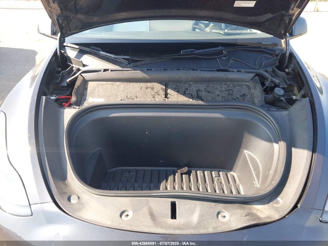 7SAYGDEF8RF020386 Tesla Model Y
