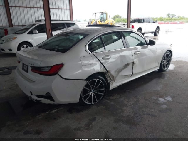 2021 BMW 330I 3MW5R1J05M8C07606 Photo 3