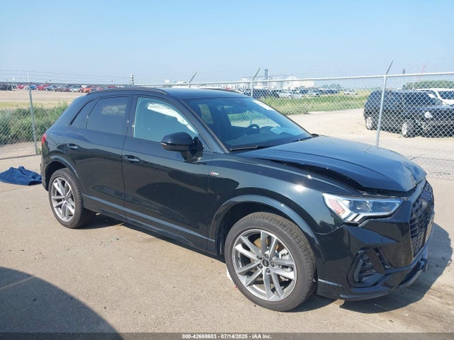 2024 AUDI Q3 WA1EECF3XR1074067 Photo 0