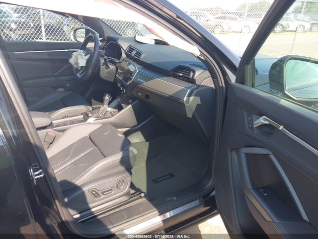 2024 AUDI Q3 WA1EECF3XR1074067 Photo 4