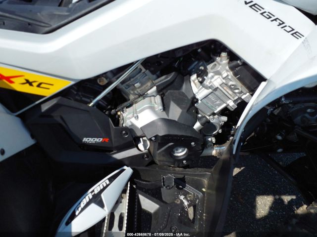2024 CAN-AM RENEGADE 3JBMXAX48RJ000208 Photo 7
