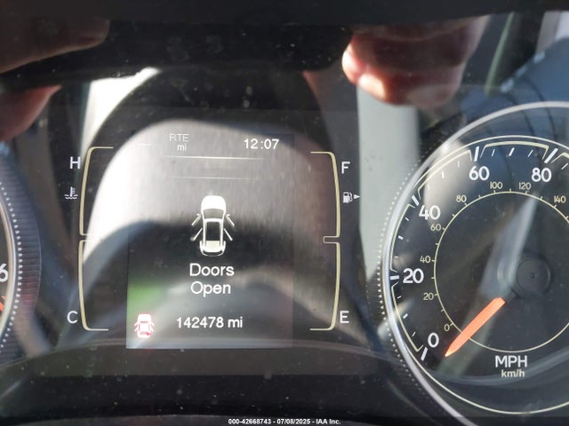 1C4PJLCB6FW621016 Jeep 2015