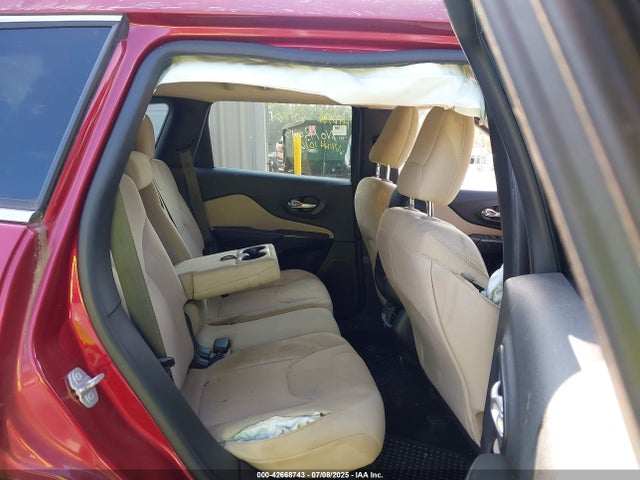 1C4PJLCB6FW621016 Jeep 2015