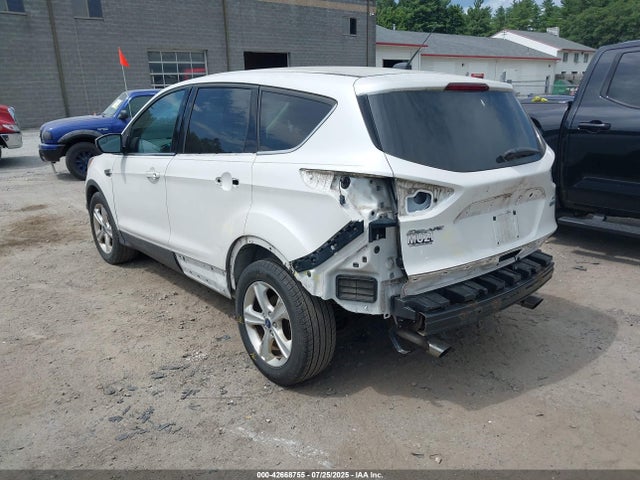 1FMCU0GX4FUA60753 Ford 2015