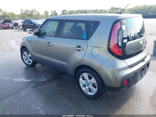 2018 KIA SOUL KNDJN2A23J7522020 Photo 2