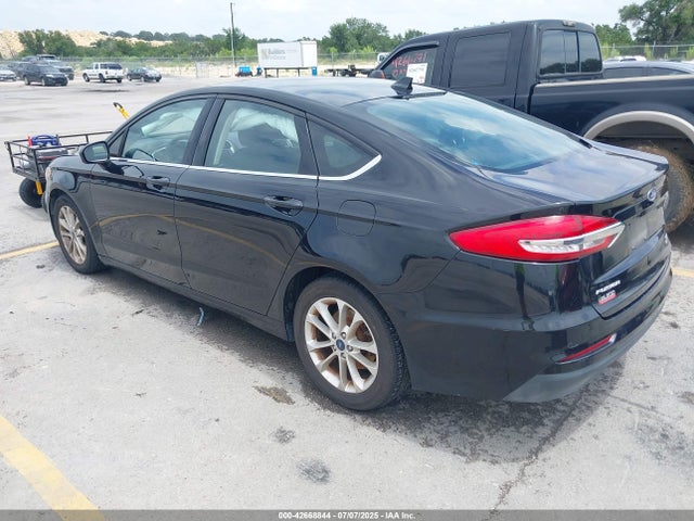 Ford 2020 2020 3FA6P0HD5LR221052 Image 3