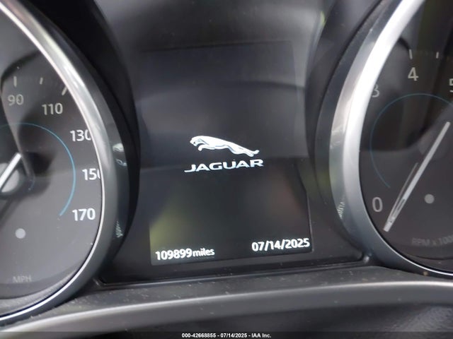 Jaguar aj20 2018 SADCJ2GX9JA285337 Image 16