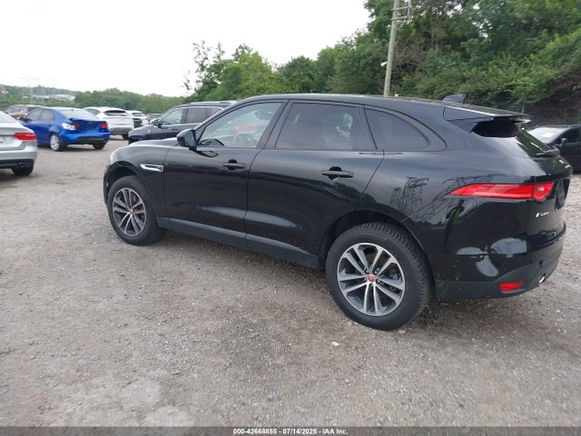 2018 JAGUAR F-PACE SADCJ2GX9JA285337 Photo 2