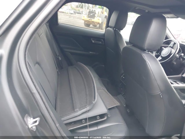 2018 JAGUAR F-PACE SADCJ2GX9JA285337 Photo 7