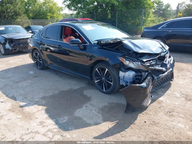 2018 TOYOTA CAMRY 4T1B61HK1JU143581 Photo 0