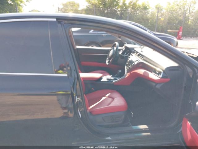 2018 TOYOTA CAMRY 4T1B61HK1JU143581 Photo 4