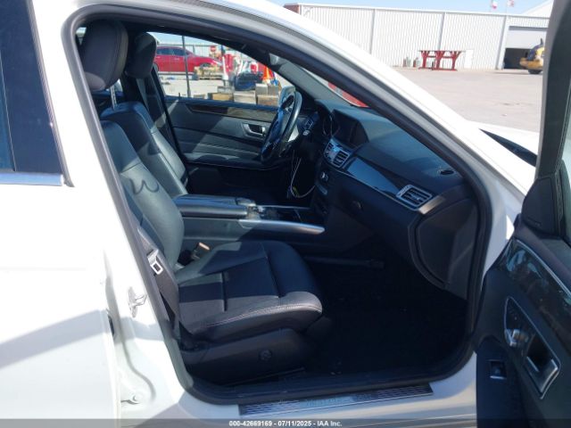 2014 MERCEDES-BENZ E 350 WDDHF5KB7EB028246 Photo 4