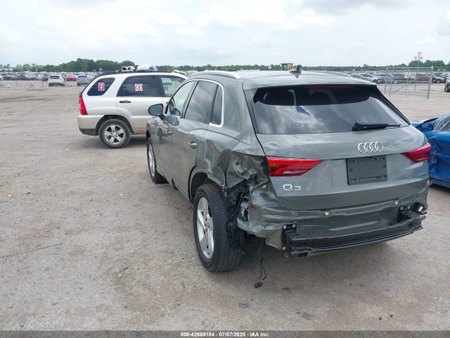 2020 AUDI Q3 WA1AECF3XL1051801 Photo 2