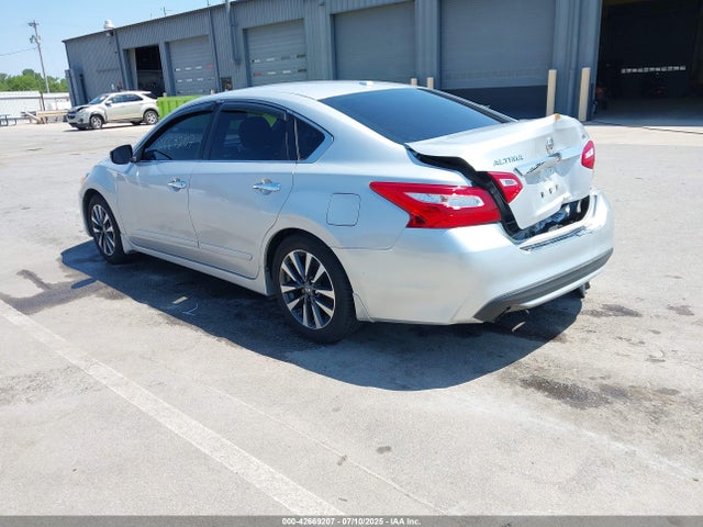 1N4AL3AP5GC159961 Nissan 2016