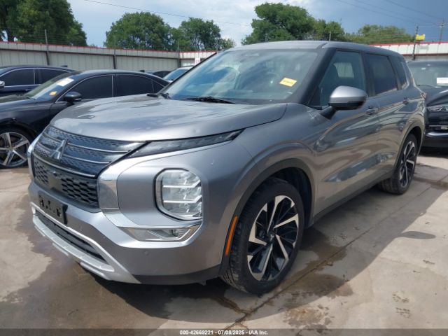 2022 MITSUBISHI OUTLANDER JA4J3UA82NZ016995 Photo 1