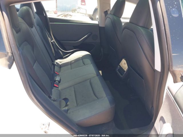 2024 TESLA MODEL 3 5YJ3E1EAXRF757802 Photo 7