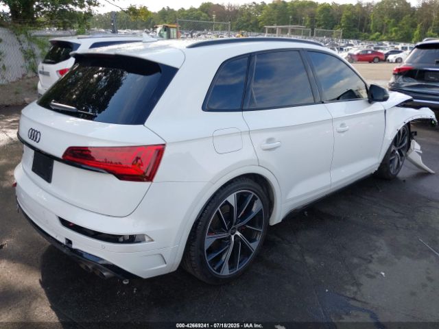 2024 AUDI SQ5 WA1B4AFY4R2123568 Photo 3