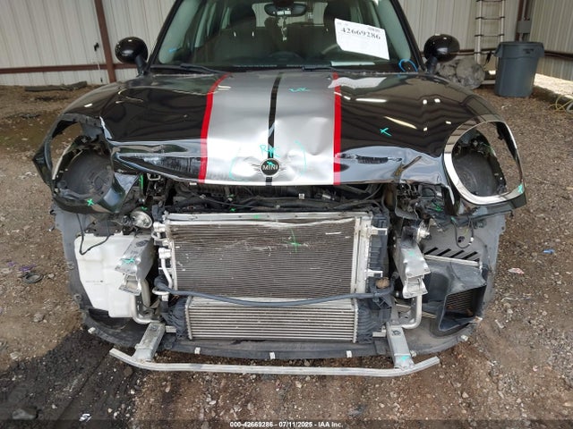 Mini Countryman 2019 WMZYT5C51K3E62618 Image 13