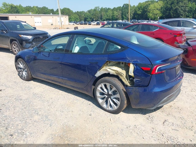 2024 TESLA MODEL 3 5YJ3E1EBXRF800429 Photo 2