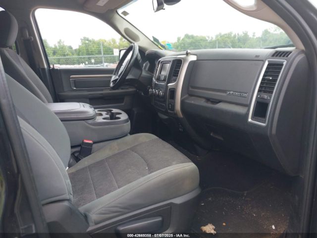 2016 RAM 1500 1C6RR7GT8GS390650 Photo 4