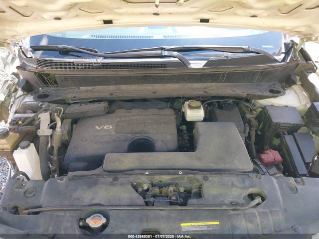 Nissan 2018 2018 5N1DR2MN0JC649253 Image 10