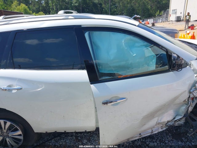 Nissan 2018 2018 5N1DR2MN0JC649253 Image 14
