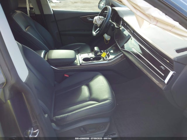 2019 AUDI Q8 WA1FVAF11KD031801 Photo 4