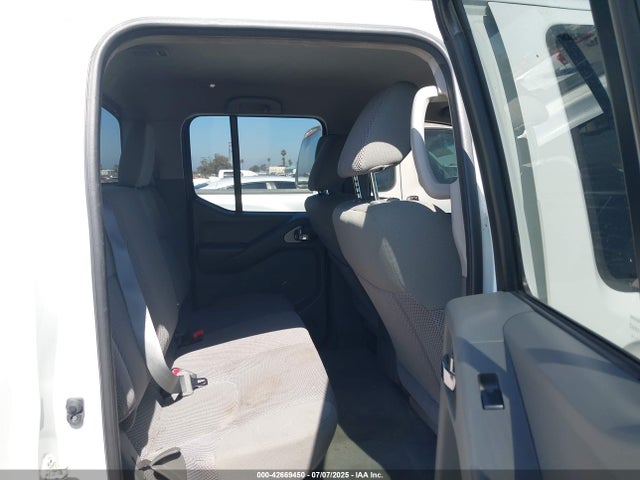 1N6AD0EV7HN732134 Nissan Frontier