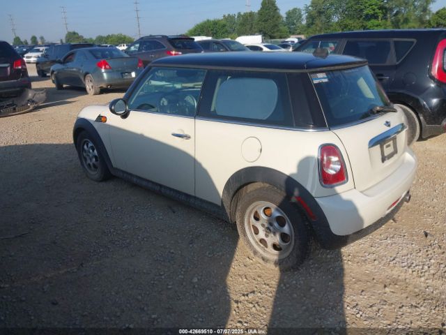 2013 MINI HARDTOP WMWSU3C5XDT687396 Photo 2