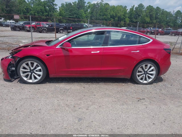5YJ3E1EB2JF133392 Tesla 2018