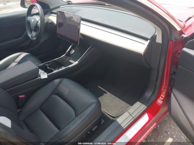 2018 TESLA MODEL 3 5YJ3E1EB2JF133392 Photo 4