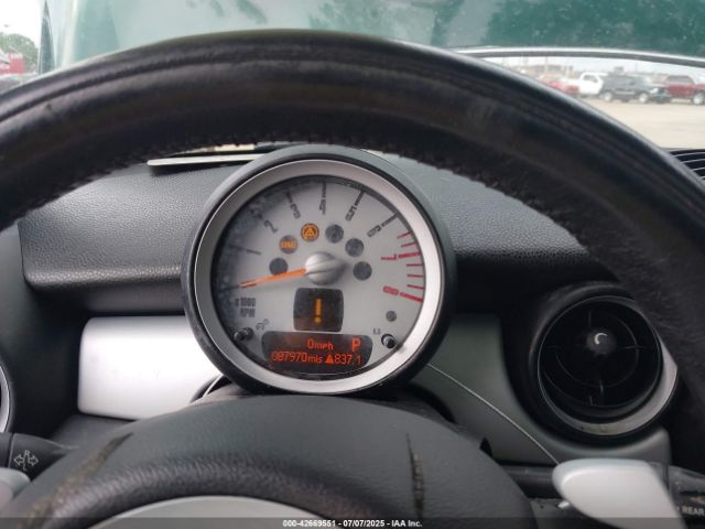 2009 MINI COOPER CLUBMAN WMWML335X9TN69447 Photo 6