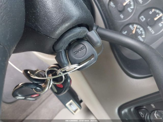 2000 GMC YUKON XL 1500 3GKEC16T9YG126390 Photo 10