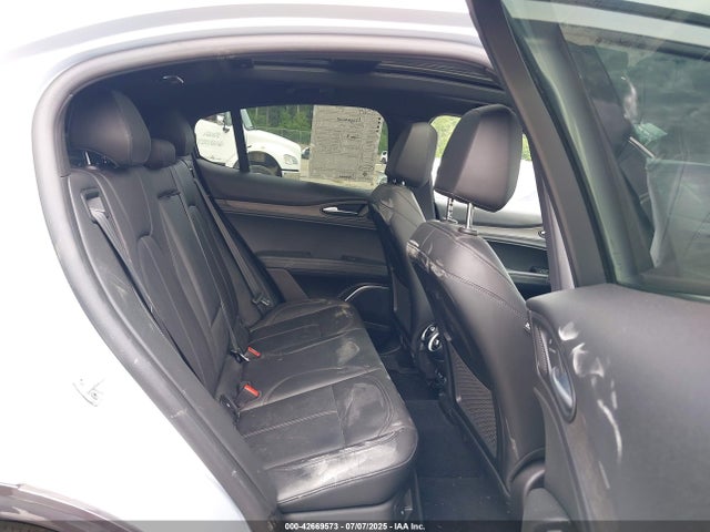ZASPAKBNXN7D33943 Alfa Romeo Stelvio