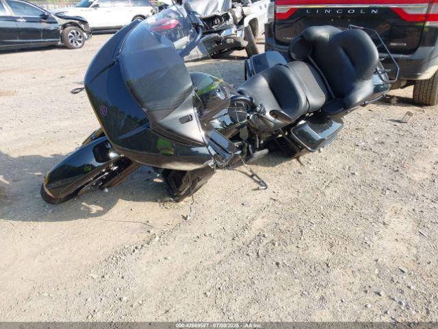 2023 HARLEY-DAVIDSON FLTRK 1HD1KZF17PB651528 Photo 1