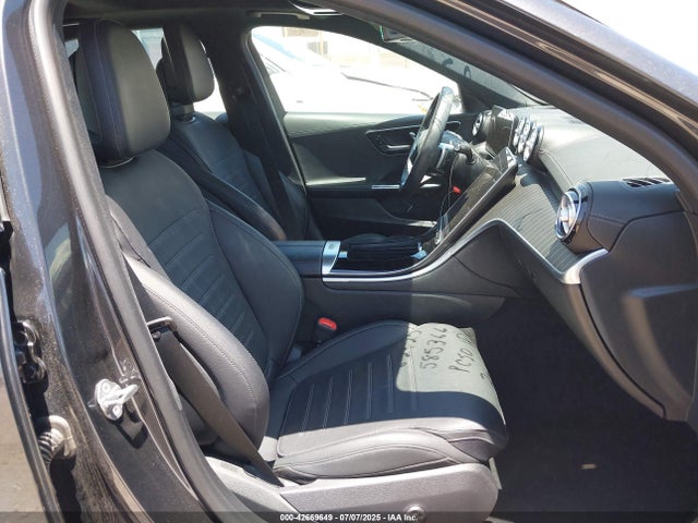 W1KAF4GB4PR106383 Mercedes-Benz m254