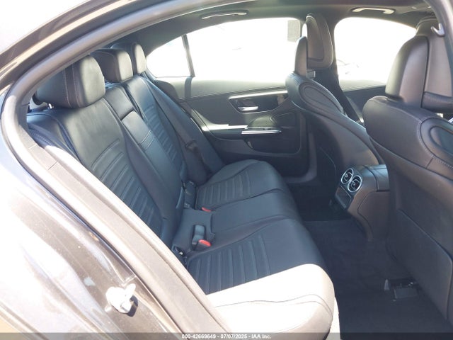 W1KAF4GB4PR106383 Mercedes-Benz m254