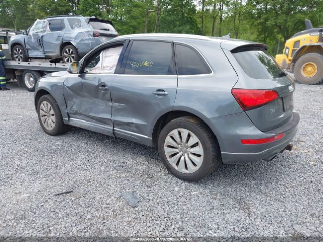 2013 AUDI Q5 HYBRID WA1C8AFP5DA039418 Photo 2