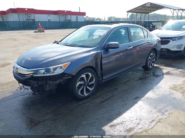 1HGCR2F9XGA211992 Honda k24w1