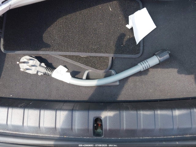 BMW 2024 2024 WBY83FB06RFT01245 Image 23