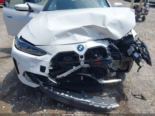 BMW 2024 2024 WBY83FB06RFT01245 Image 6