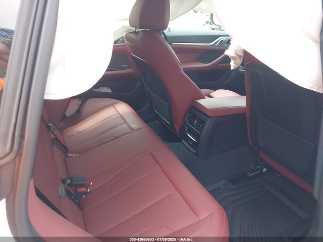 BMW 2024 2024 WBY83FB06RFT01245 Image 8