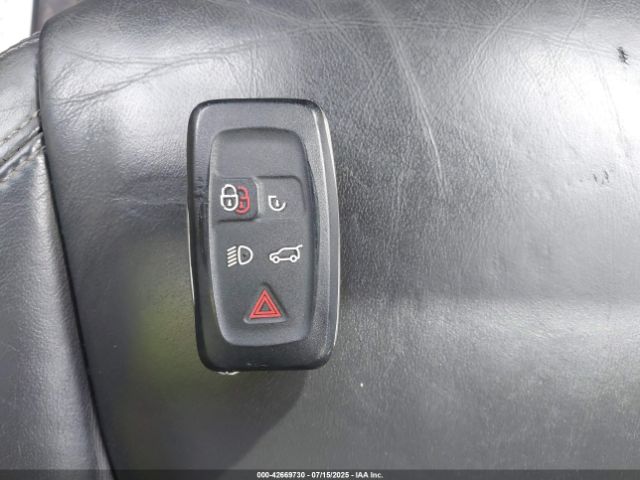2011 LAND ROVER LR4 SALAK2D48BA565450 Photo 10