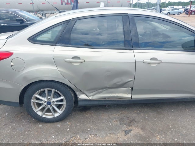 42669752 :رقم المزاد ، 1FADP3F25GL262568 vin ، 2016 Ford Focus Se مزاد بيع