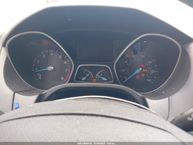 42669752 :رقم المزاد ، 1FADP3F25GL262568 vin ، 2016 Ford Focus Se مزاد بيع