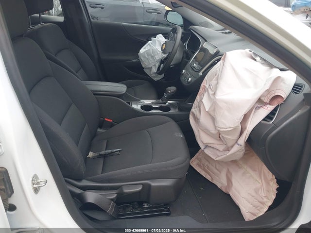 1G1ZD5ST8RF125332 Chevrolet lfv