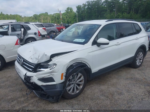 3VV1B7AX2LM135213 Volkswagen Tiguan