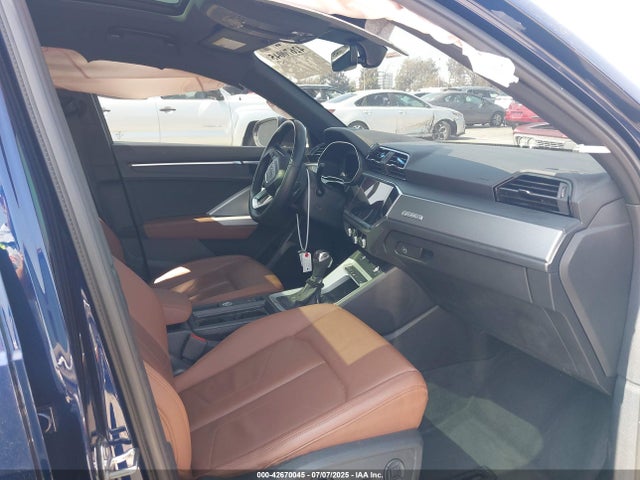 2022 AUDI Q3 WA1EECF35N1082412 Photo 4