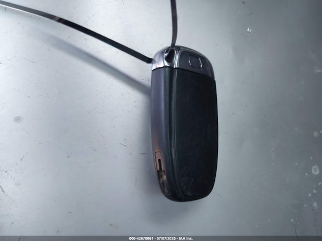 2011 AUDI A4 WAUAFAFLXBN001105 Photo 10